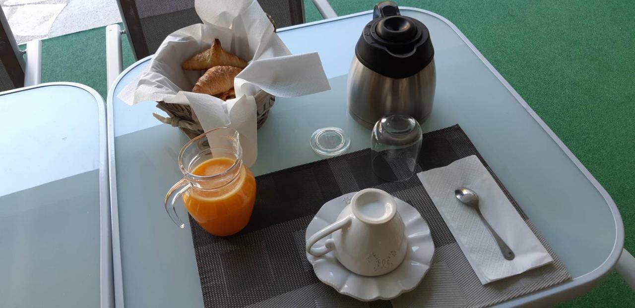 مبيت وإفطار Vers  Moulin De Benedicty المظهر الخارجي الصورة