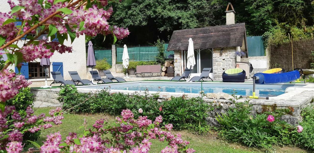 مبيت وإفطار Vers  Moulin De Benedicty المظهر الخارجي الصورة